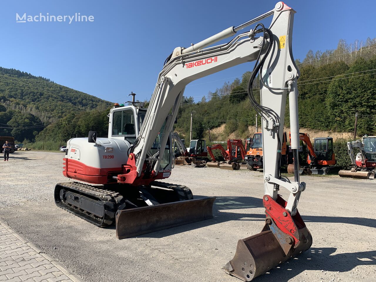 Takeuchi TB290 beltegraver