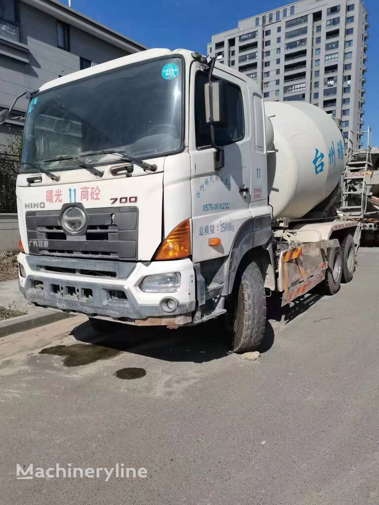 Hino HINO 700 MIXER TRUCK  betongblander lastebil