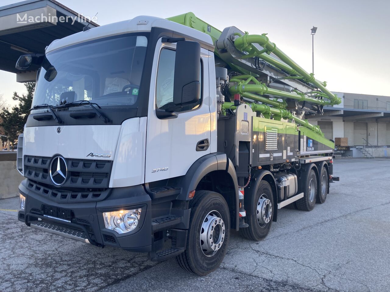 ny Zoomlion ZL 49 på chassis Mercedes-Benz Arocs 5 4146 betongpumpe