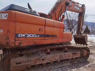 Doosan DX300 gående gravemaskin