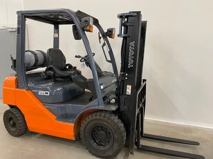 TOYOTA 9654  - 8FG20 gaffeltruck