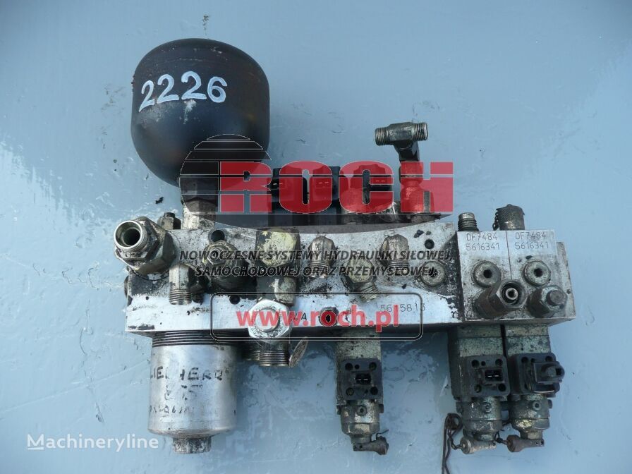 Blok sterowniczy AL NN 0F7364A 5615813 + Hydroakum distributør for LIEBHERR 855 beltegående kran