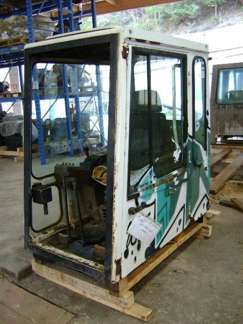 førerhus for Komatsu PC III serie gravemaskin